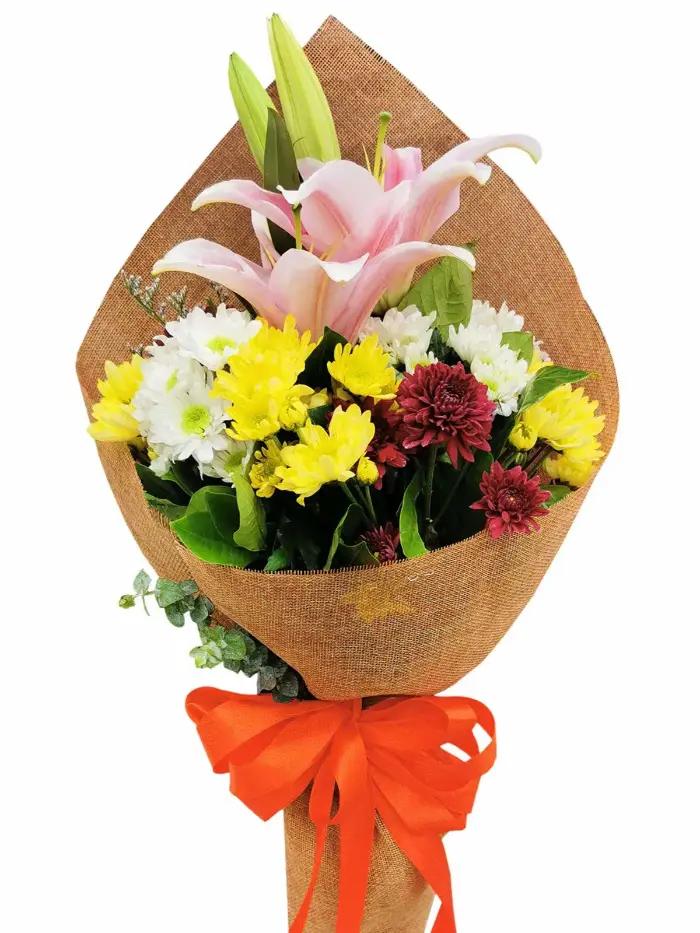 Friendly Malaysian Mums Flower Arrangements Same Day Delivery To Pagudpud City