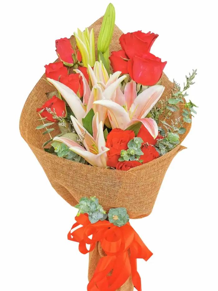 Friendly Malaysian Mums Flower Arrangements Same Day Delivery To Salcedo City