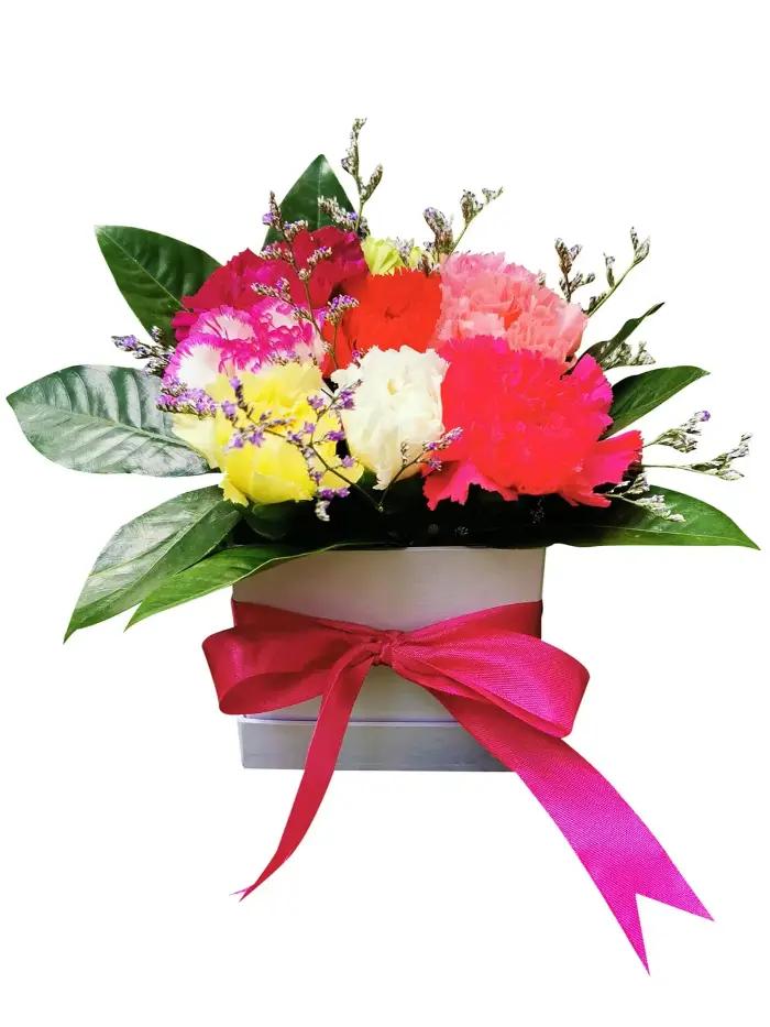 Elegant Carnation Love Box flower gift for birthdays and anniversaries in the Rizal