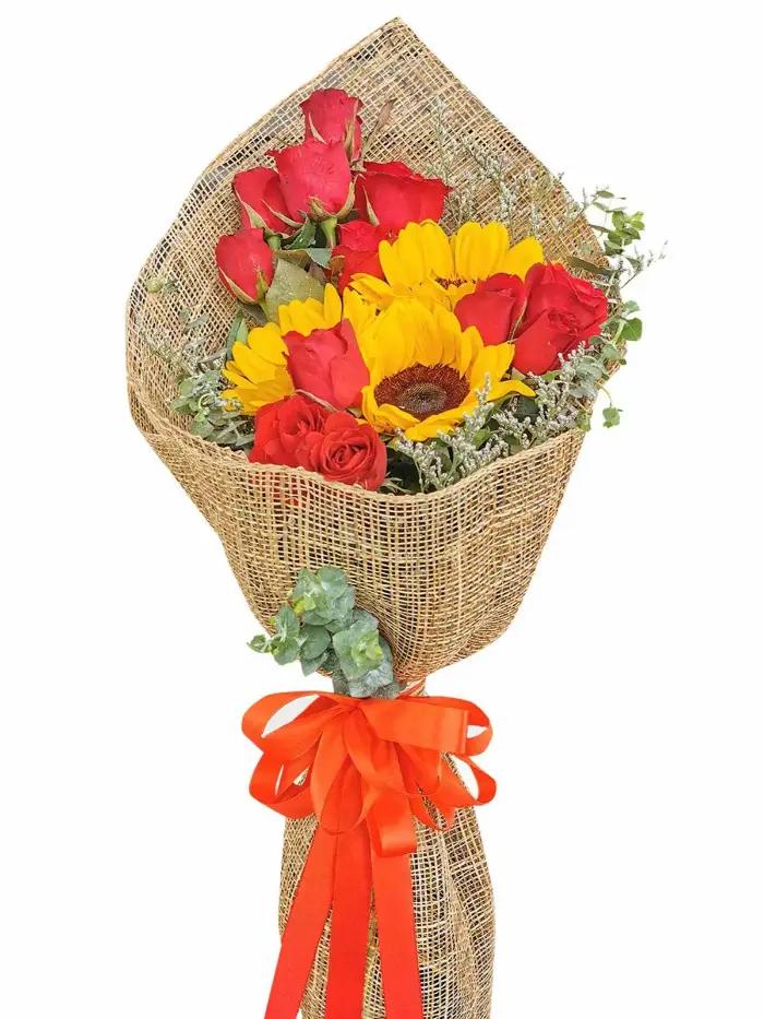 Vibrant Summer Mixed Selection Flower Bouquet – Roses, Gerberas, and Sunflowers for Same-Day Delivery
