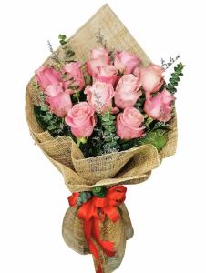12 stem light pink Ecuadorian roses bouquet for romantic delivery Cavite