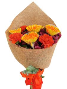 Friendly Malaysian Mums Flower Arrangements Same Day Delivery To Caoayan City