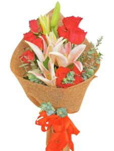 Friendly Malaysian Mums Flower Arrangements Same Day Delivery To Virac City
