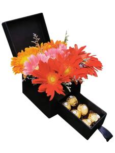 Mixed Gerbera Chocolate Gift Box – Flowers & Chocolates Gift Delivery Mixed Gerbera Chocolate Gift Box – Fresh Flowers and Chocolates Combo Delivery