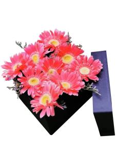 10 Pcs Light Pink Gerbera Gift Box – Fresh Pink Gerbera Daisies 10 Pcs Light Pink Gerbera Gift Box – Fresh Gerbera Daisies for Same-Day Delivery