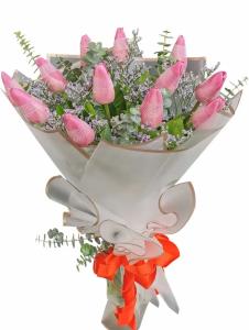 anniversary tulip bouquet palanan makati city