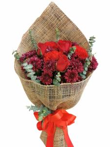 Cheerful Surprise Mixed Wrap – Same Day Delivery in Batangas Cheerful Surprise Mixed Wrap – Premium Mixed Flower Bouquet for All Occasions