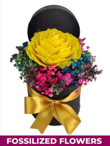romantic dried flower bouquet