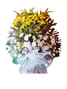 Funeral standing spray for sympathy flower delivery in Baliwag Bulacan