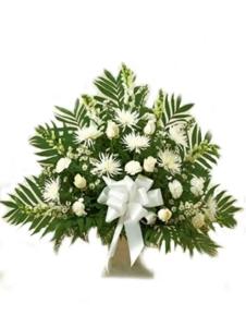 Peaceful Spider Mums White with Rose Sympathy Flower Basket Malabon Delivery